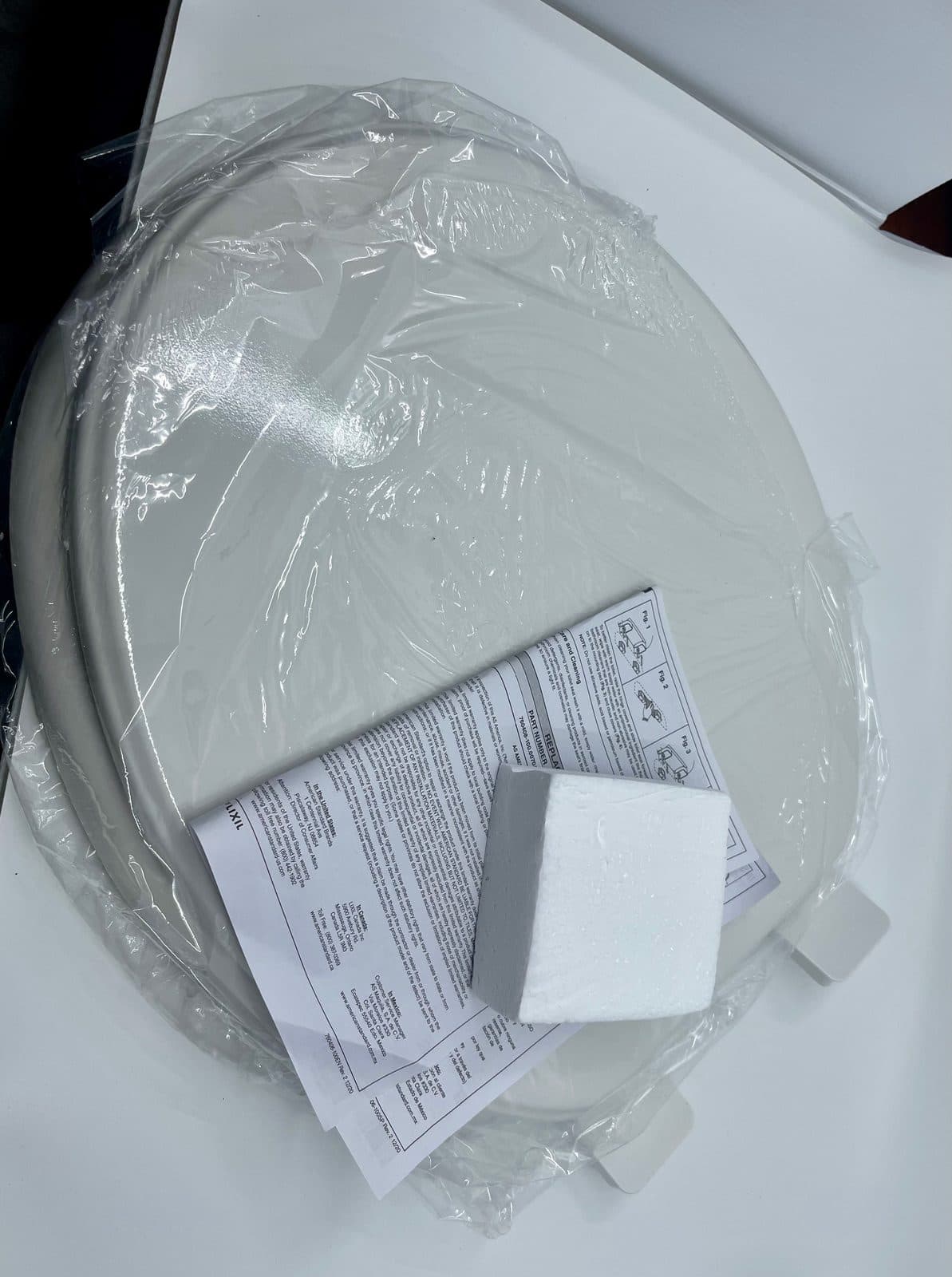 White Toilet Seats 4