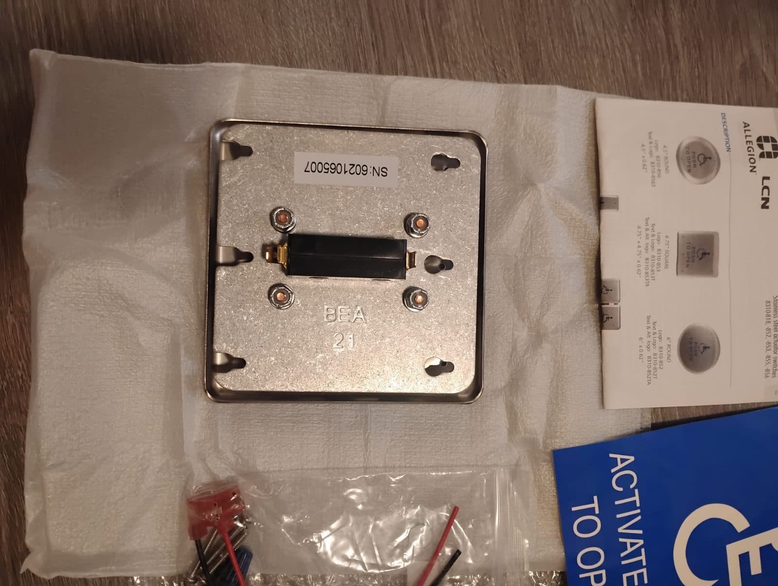 LCN8310-853-4-3/4 square stainless steel actuator switch designed for automatic door openers 4
