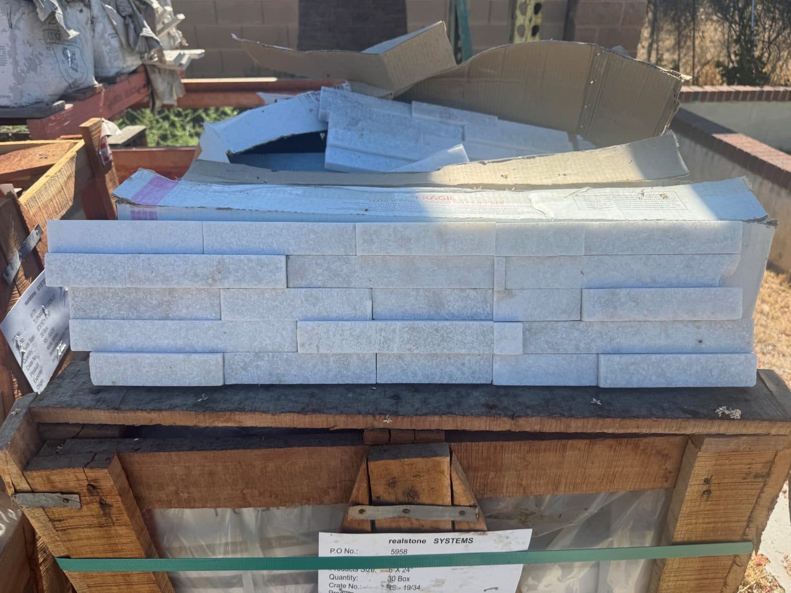 Arctic White Flamed - Natural Stone Veneer 