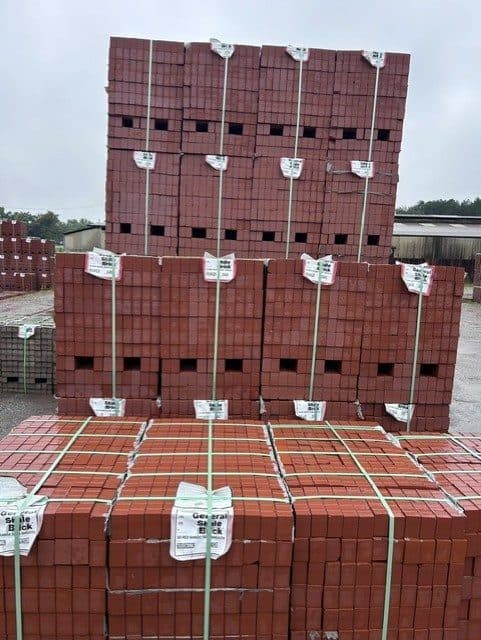 340 Cubes of new RED RANGE SEMI SMOOTH General Shale Brick 3