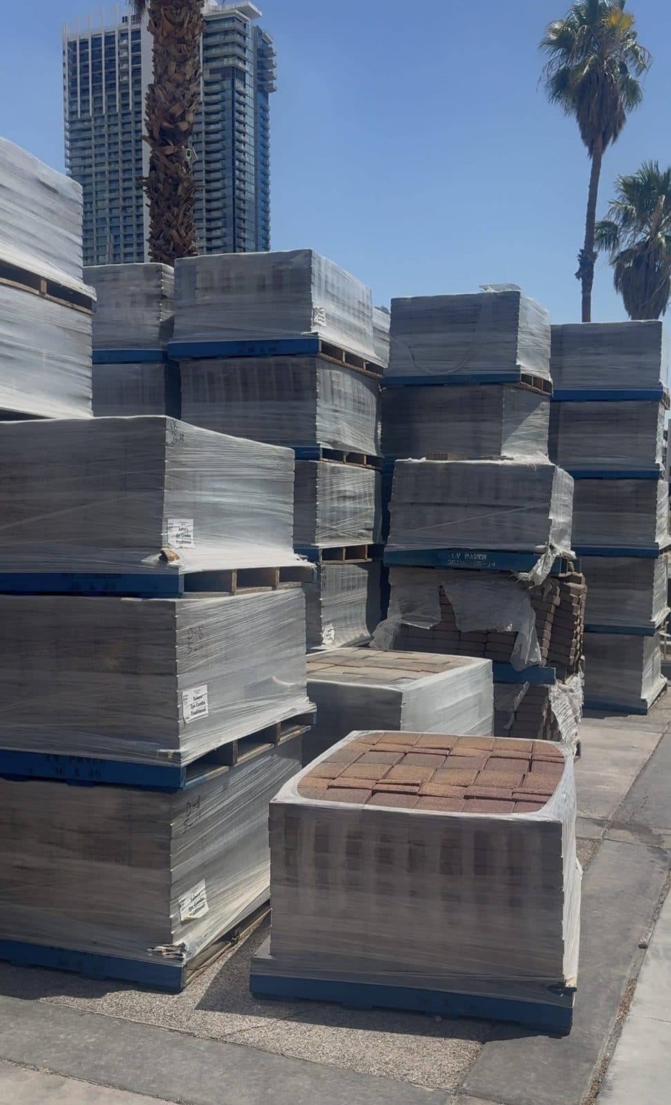 Tuscany Traditional 3 Piece Combo 45mm Concrete Pavers – $225/Pallet 4