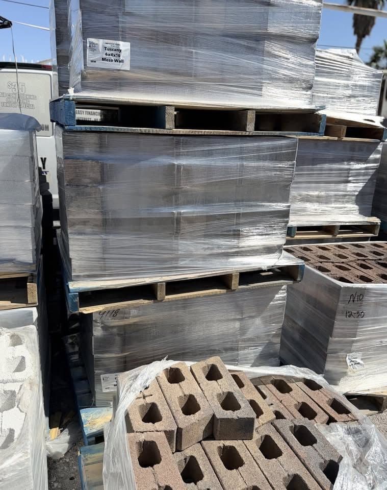 Bloques Mesa Wall Tuscany 6x4x16 $3.01!!!!!!!!!!!!! 2
