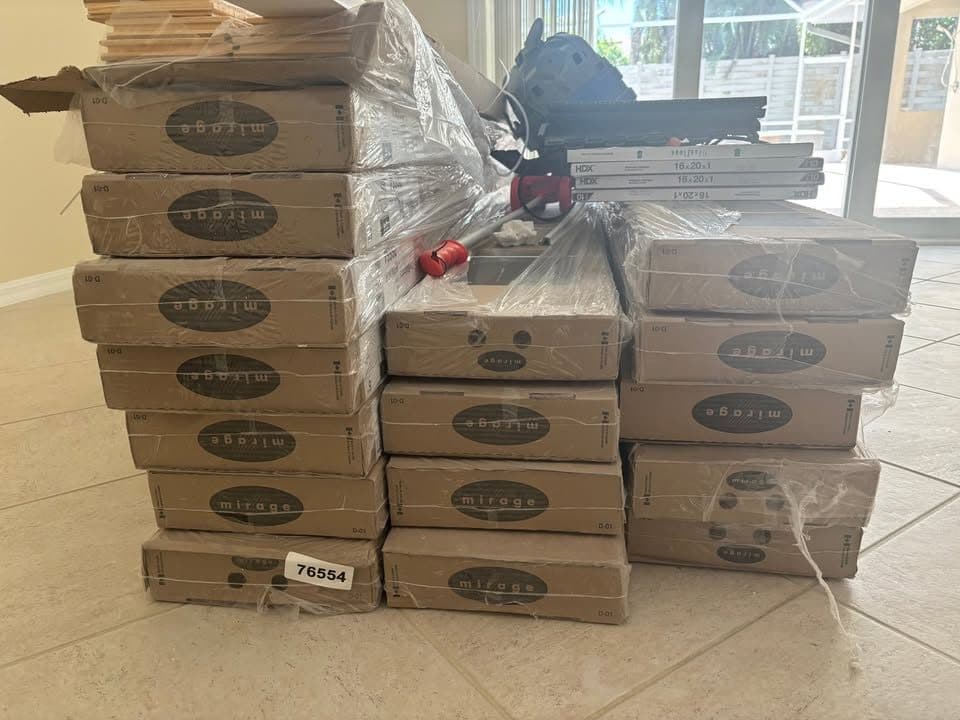 15 boxes, 340 sq. ft. Mirage Tru Balance Oak Exclusive Hardwood Floor, 3/4", 5" wide planks (22.7 sq. ft. per box).