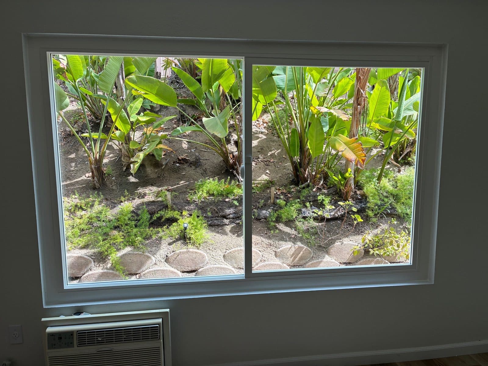 Roughly 400 windows in 3 different sizes. 160 sliding glass doors in 2 sizes 3
