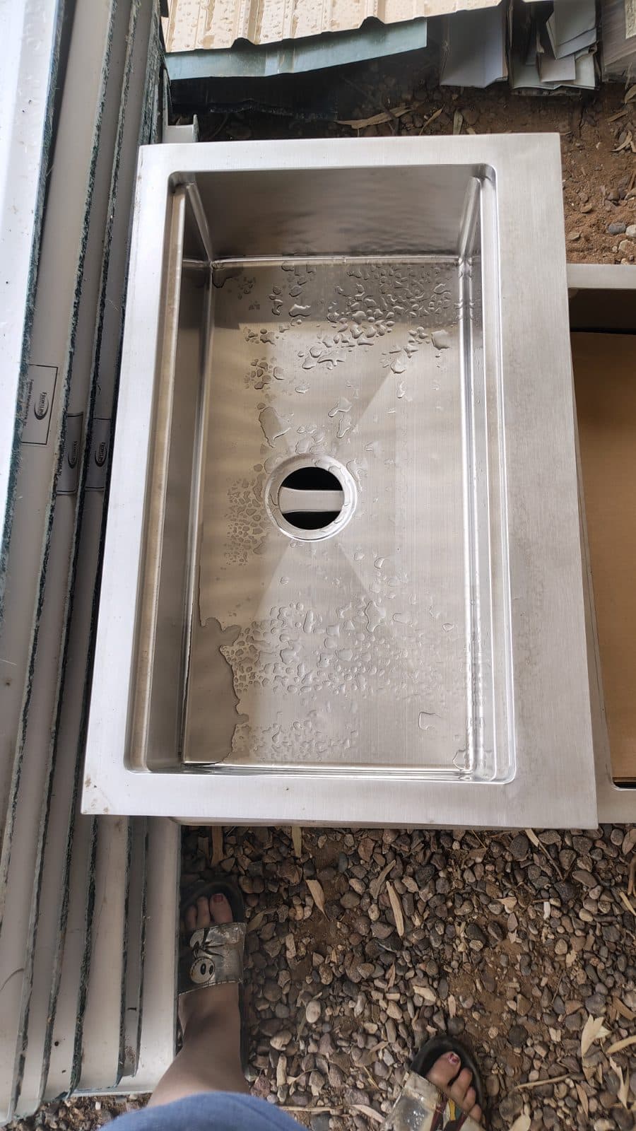 Kitchen and bathroom sinks 2