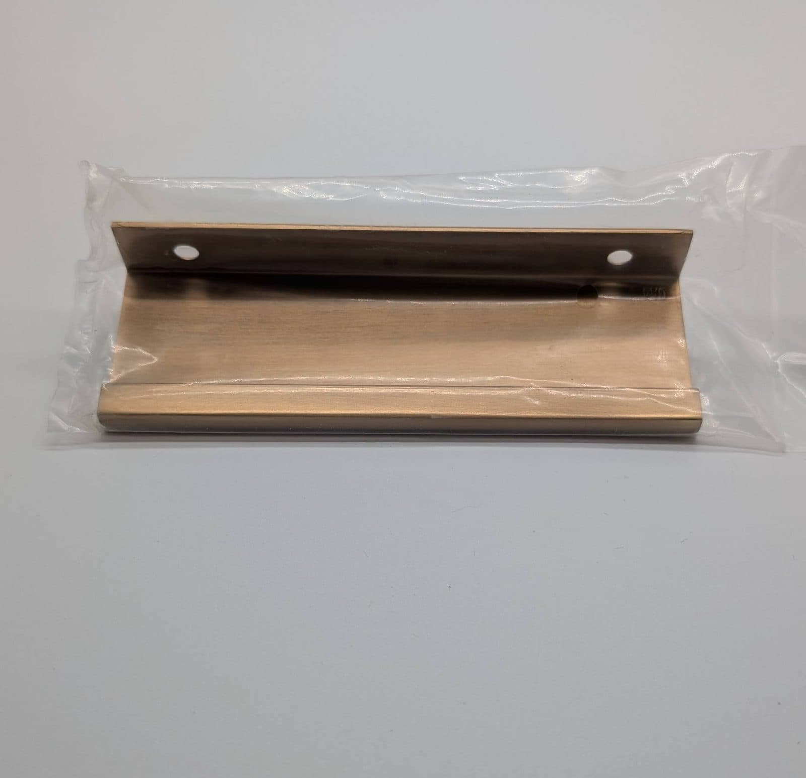 EMTEK Modern Edge Pull (US4) 4" 2