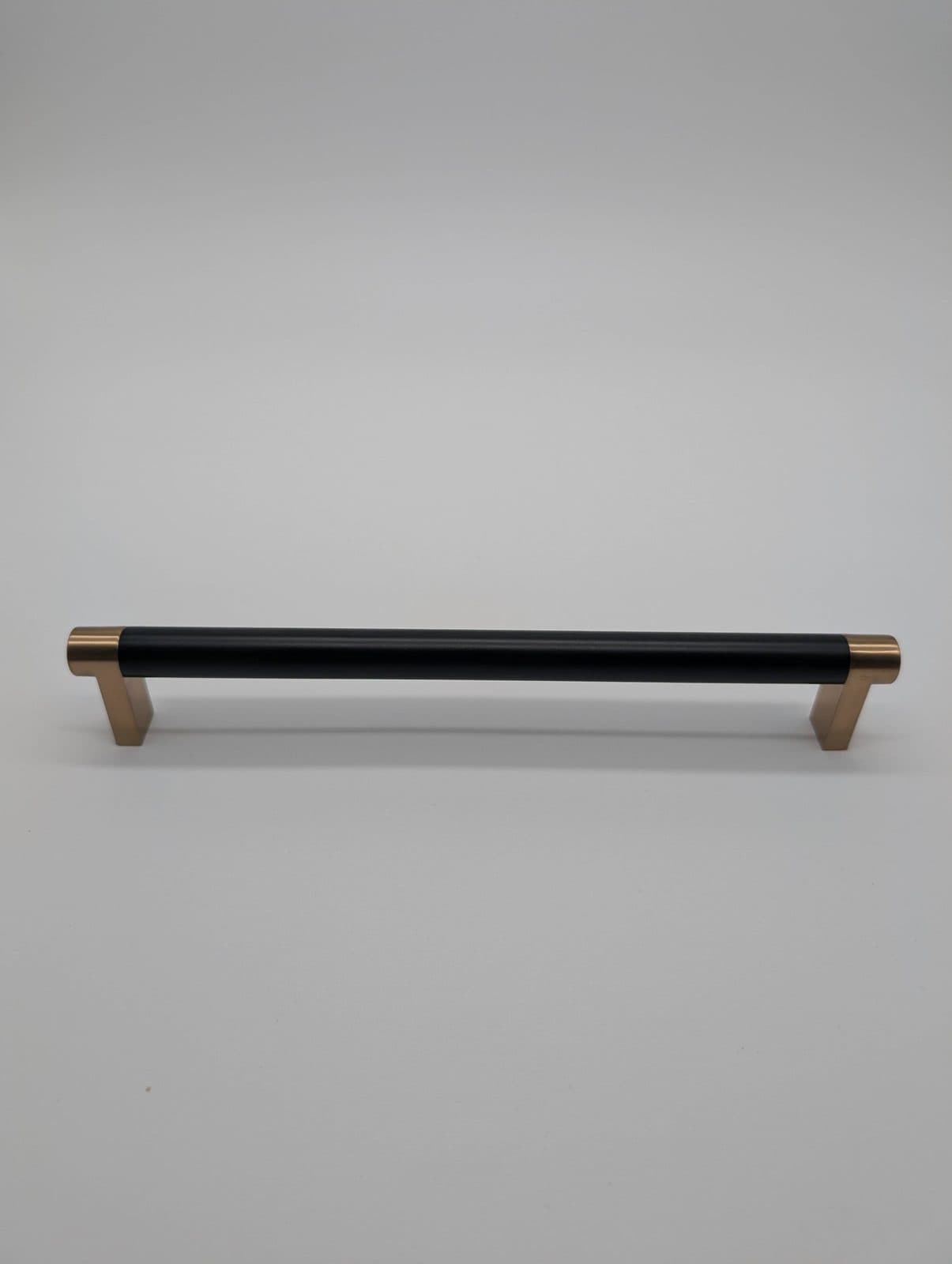 EMTEK Select Cabinet Pull (US4)/(US19) 8" Smooth