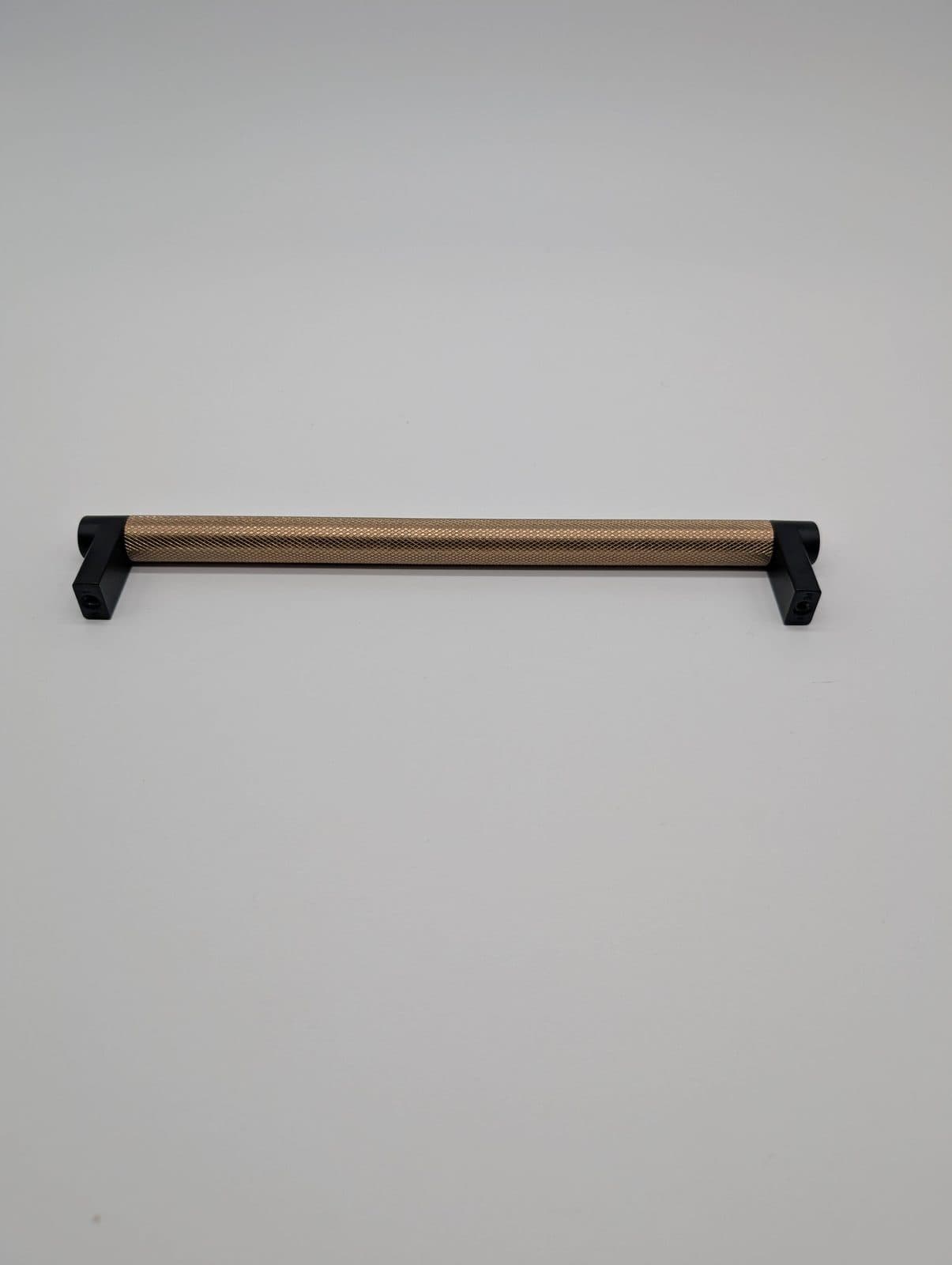 EMTEK Select Cabinet Pull (US19)/(US4) 8" Knurled 2