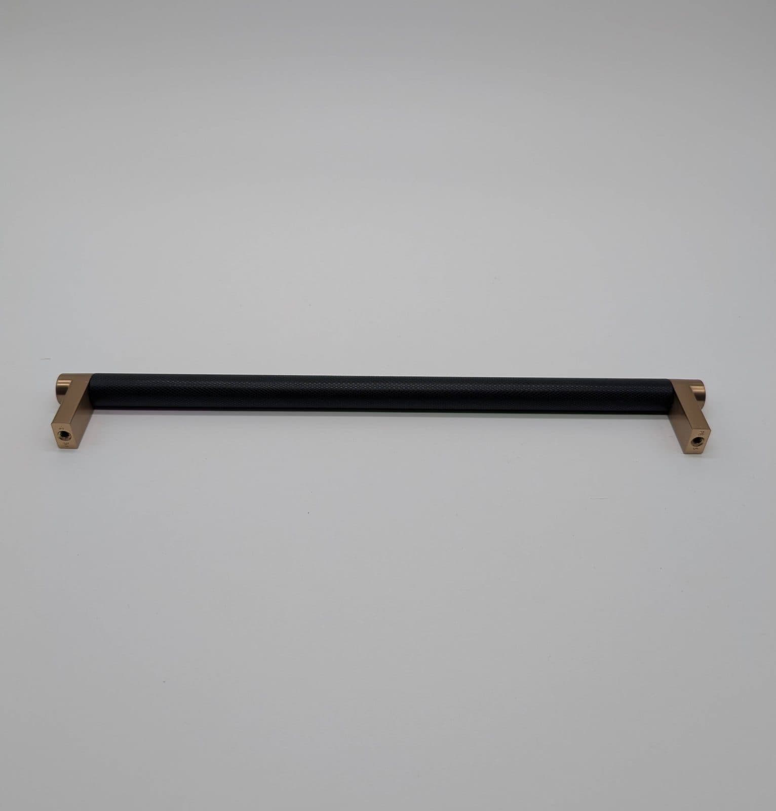 EMTEK Select Cabinet Pull (US4)/(US19) 10" Knurled 2