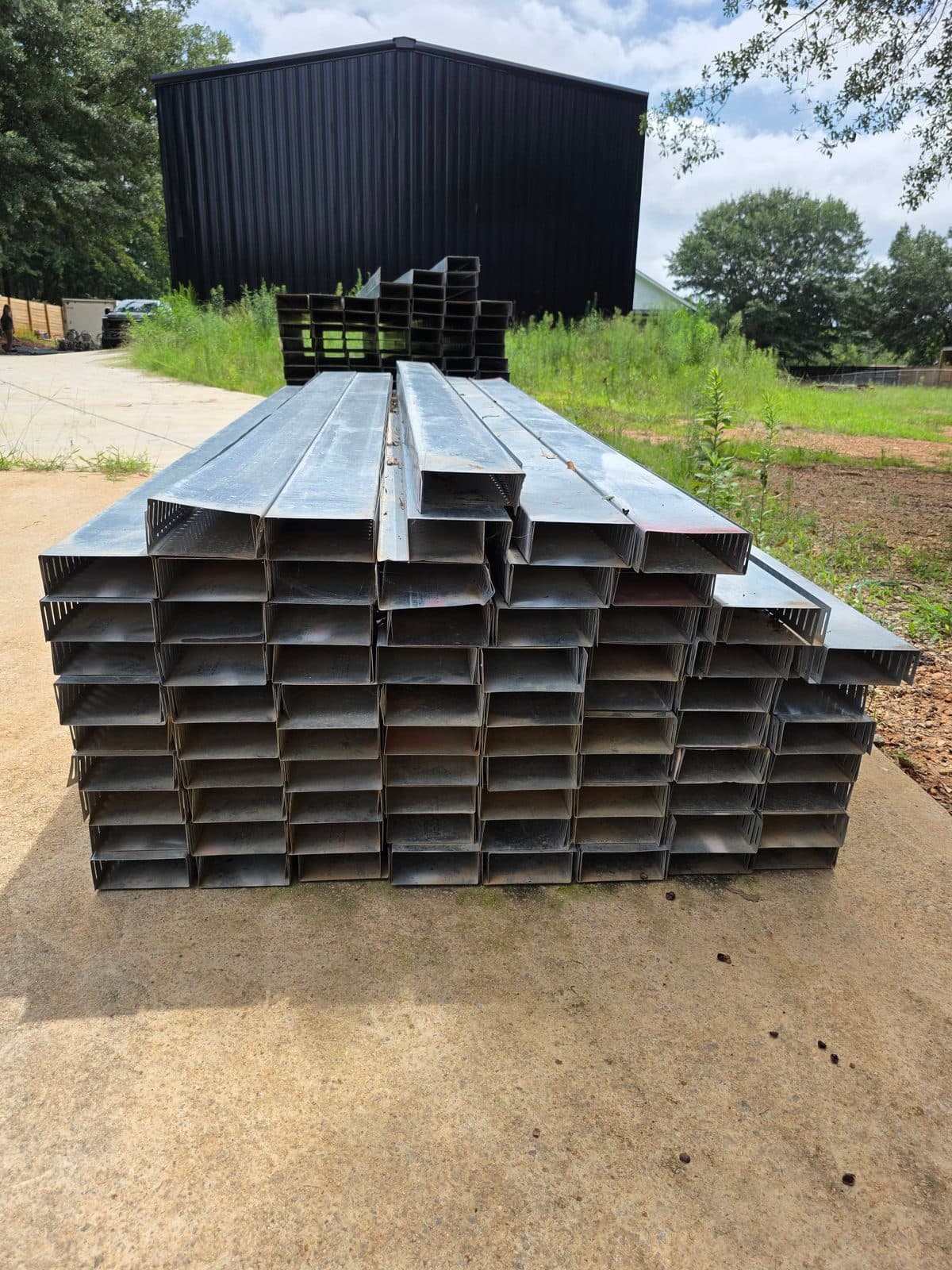 6in Slip Track Deflection Track 2"1/2 leg 20Ga 30mil 10ft long 4