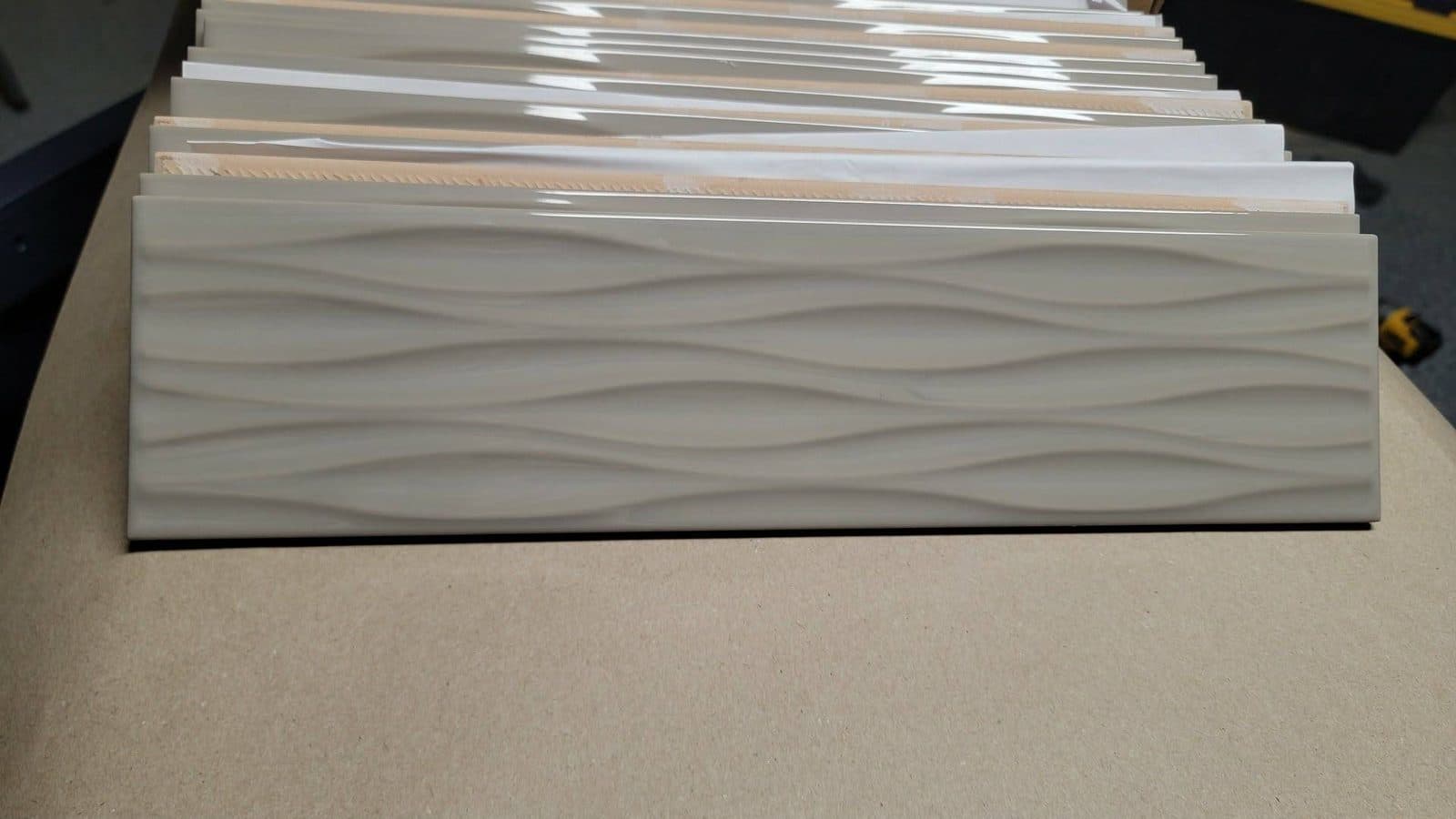 42 Sq Ft Portobello KREA Ripple Safari Tile – 5 Boxes – Designer 3D 2