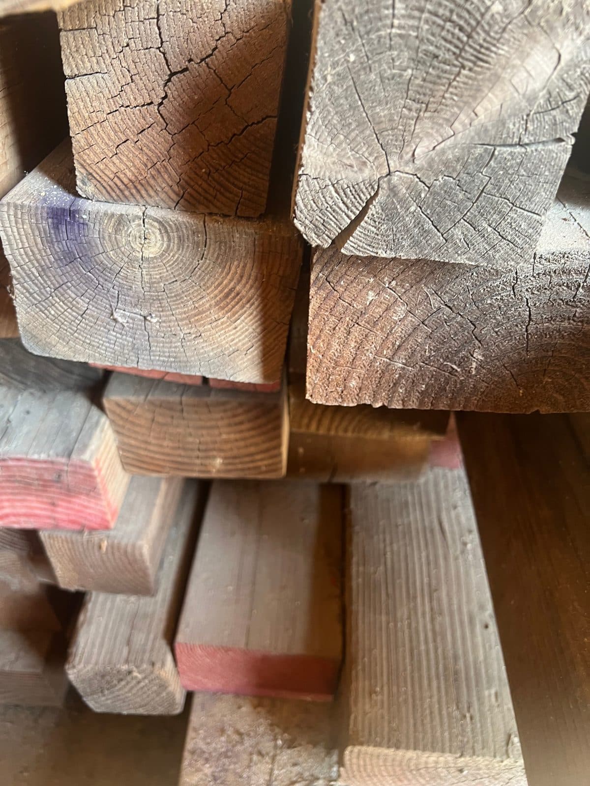 Beams 6x8, 4x4, 8x9, 80 pieces all 8 ft also 15.4 x16 beams 6 of those