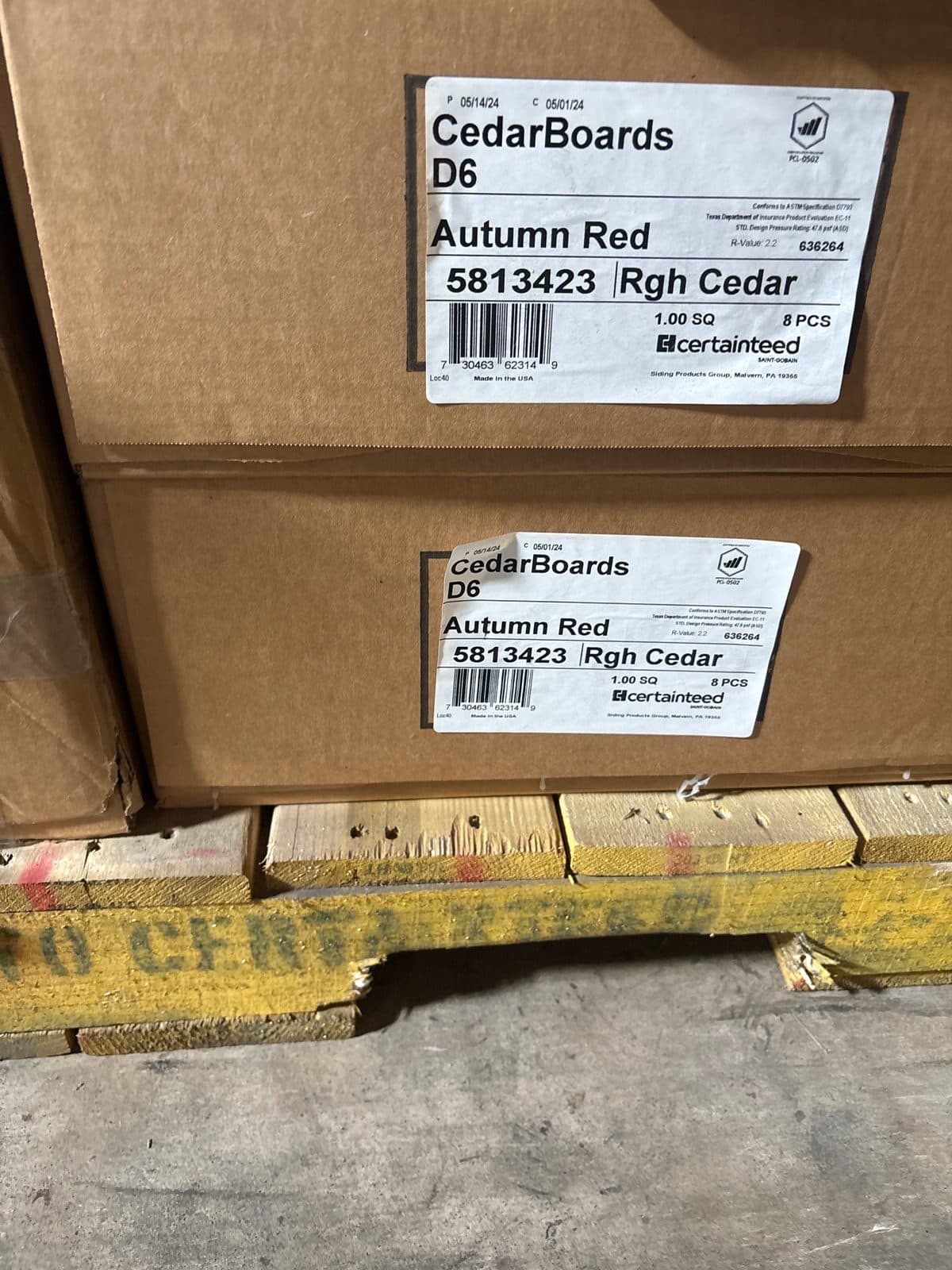 Certainteed D6 Cedar Board insulated siding