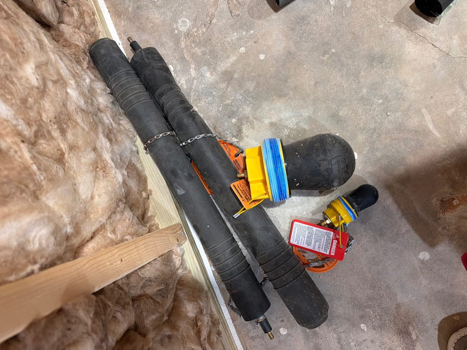 Plumbing blow up plugs