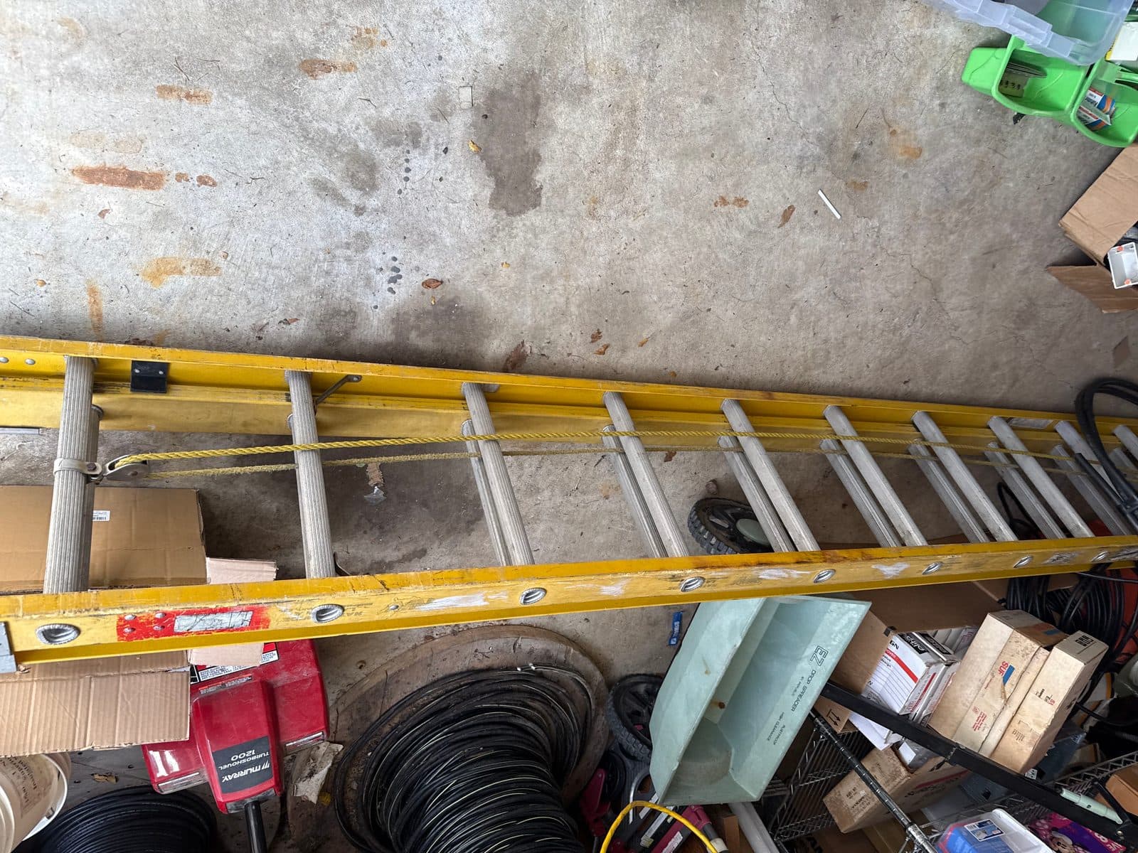 27 foot extension ladder