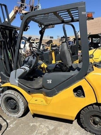 2011 KOMATSU FG25T-16