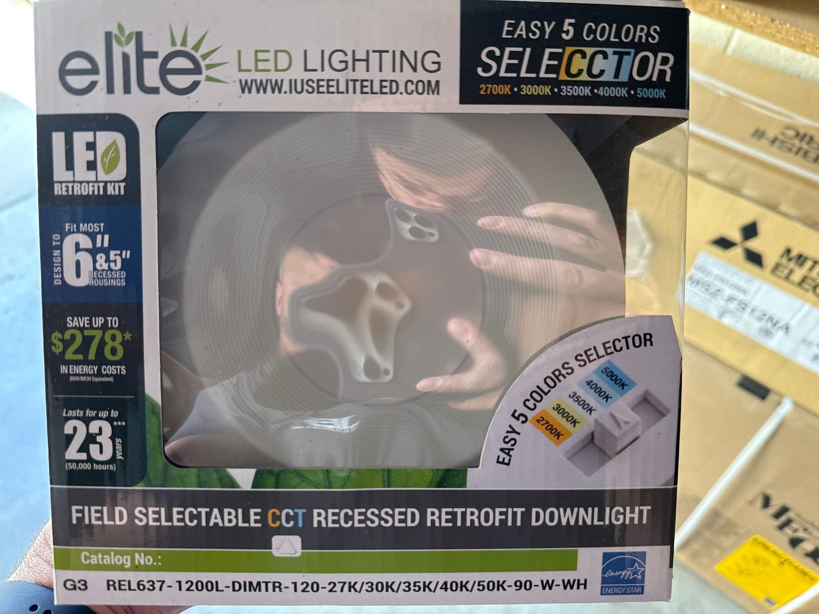 Field Selectable 5-CCT Field Recessed Retrofit LED Downlight (Fit 5"/6")