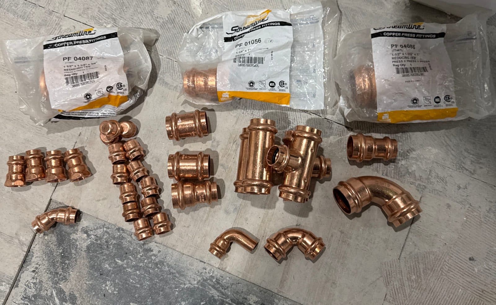 Copper pipe / Cast iron fittings