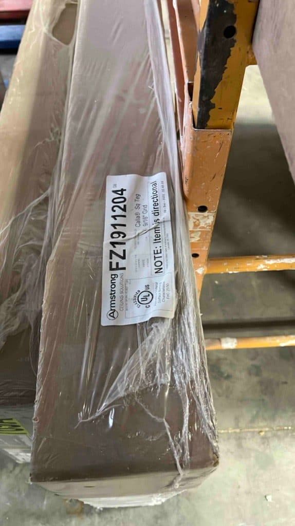 CTAFZ1911204 - Armstrong CALLA 30X60X1"" SQ TEG 9/16"" (75') WHITE.