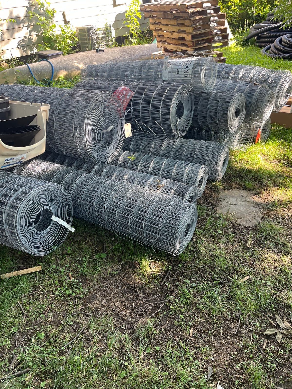 Metal fencing