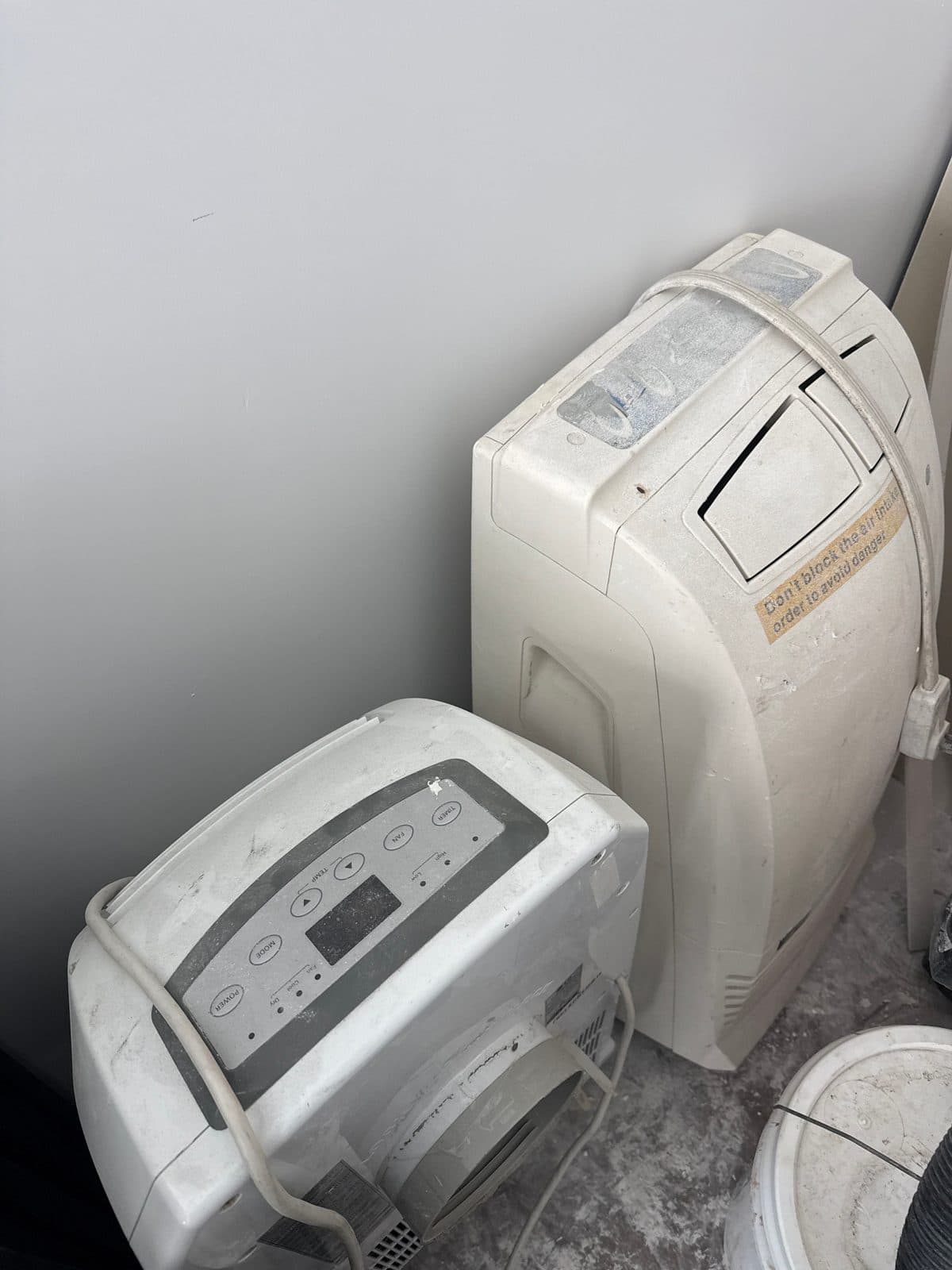 Portable rolling air conditioners