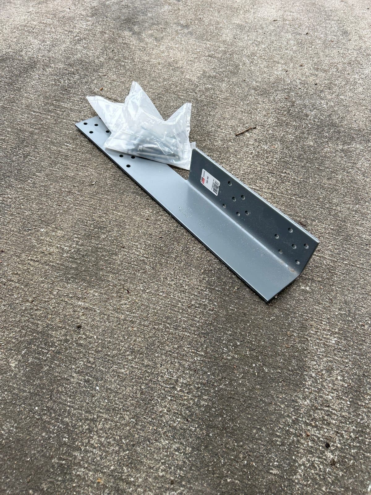 Drag Strut